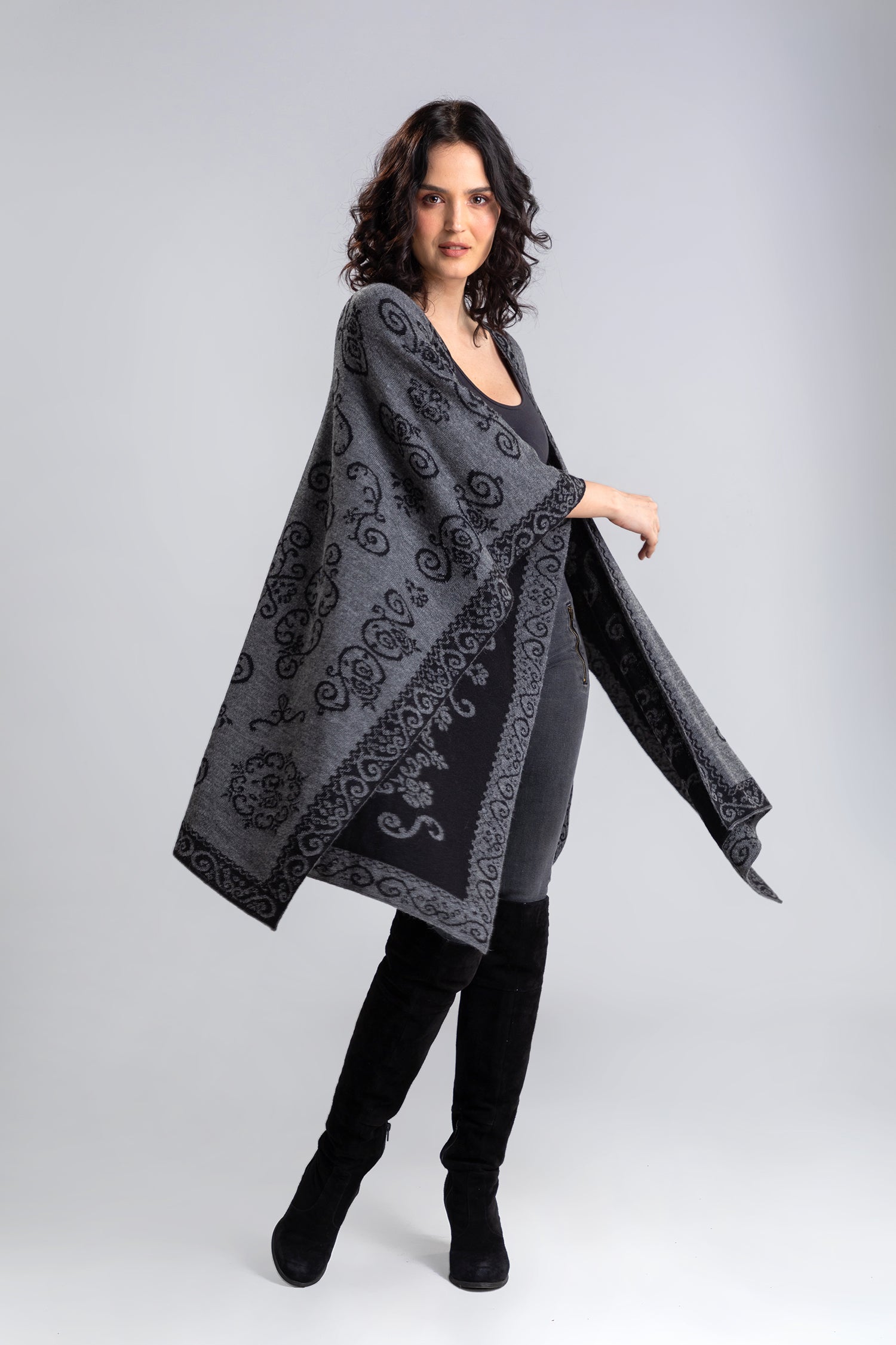 Illari, Babyalpaca Ruana
