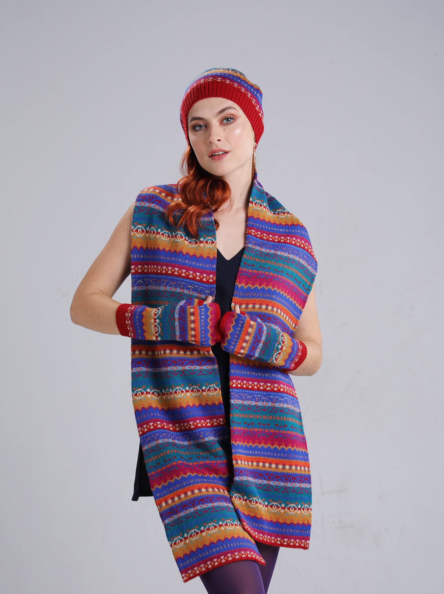 Georgina Redwine, Alpaca Mittens